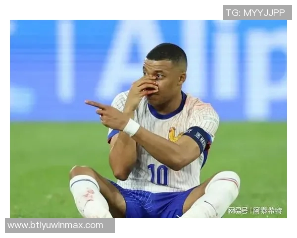 德尚谈姆巴佩小伤情况强调将全面评估所有球员状态