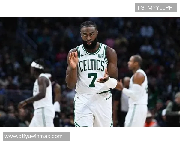 杰伦布朗回忆与斯玛特共战岁月感叹他身穿湖人球衣的奇妙感觉