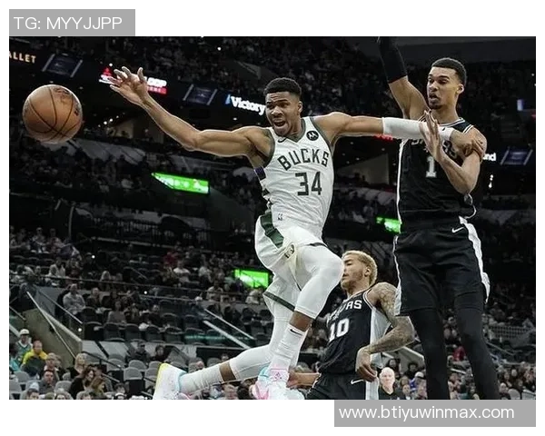 波蒂斯赛前祝贺字母哥第十次入选全明星字母哥携家人共庆这一荣耀时刻