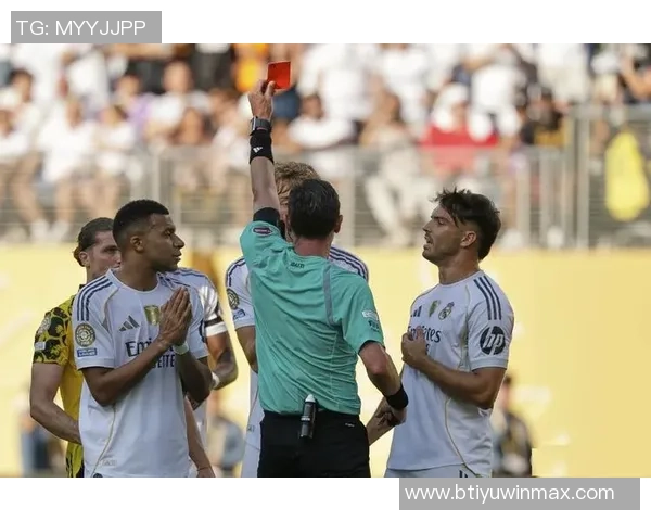 欧冠前三轮射门数据揭晓皇马独占鳌头拜仁巴黎紧随其后